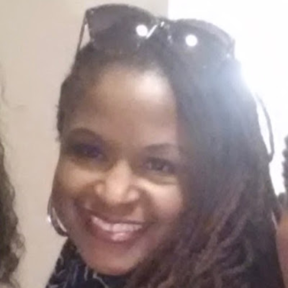 Meet your Posher, Rosalyn